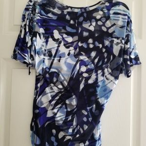 Blueish-grayish cable sleeve top